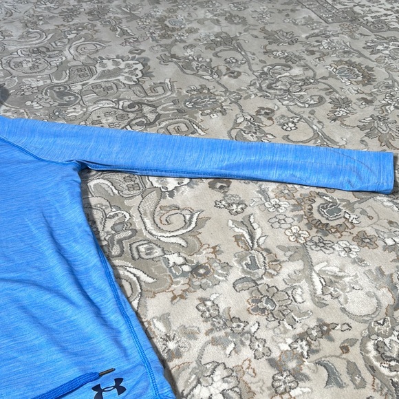 UNDER ARMOR Light sweatshirt Size XS - Picture 3 of 5